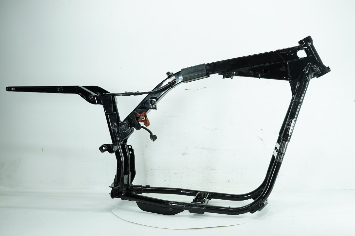 2000 - 2006 Harley-Davidson Dyna Wide Glide Body Main Frame Chassis SLVG 47427-04BHP