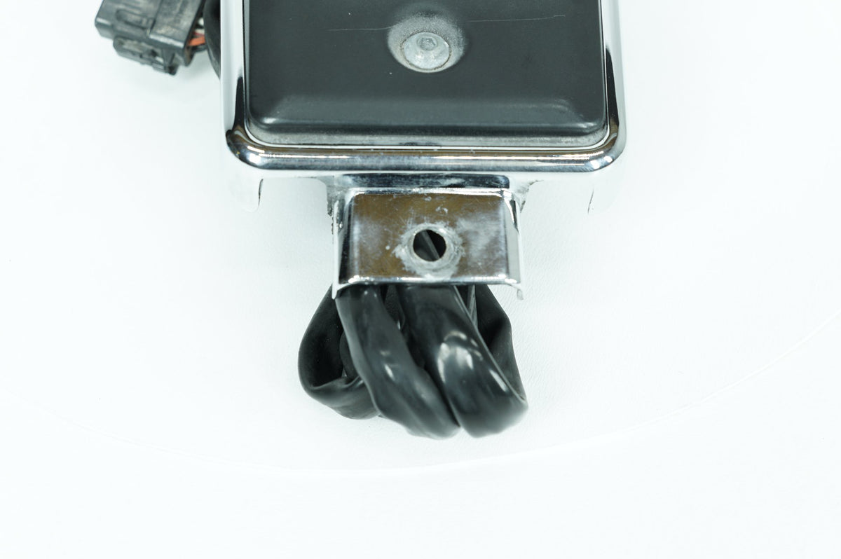 1999 - 2006 Harley-Davidson Touring Electra Glide Ultra Fuel Gas Tank Dash Console NOKey 	61270-98A