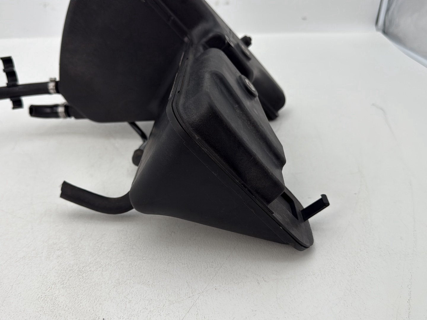2004 - 2013 Harley-Davidson Sportster 883 Custom Oil Tank Reservoir Bottle Canister & Dipstick 62888-04A