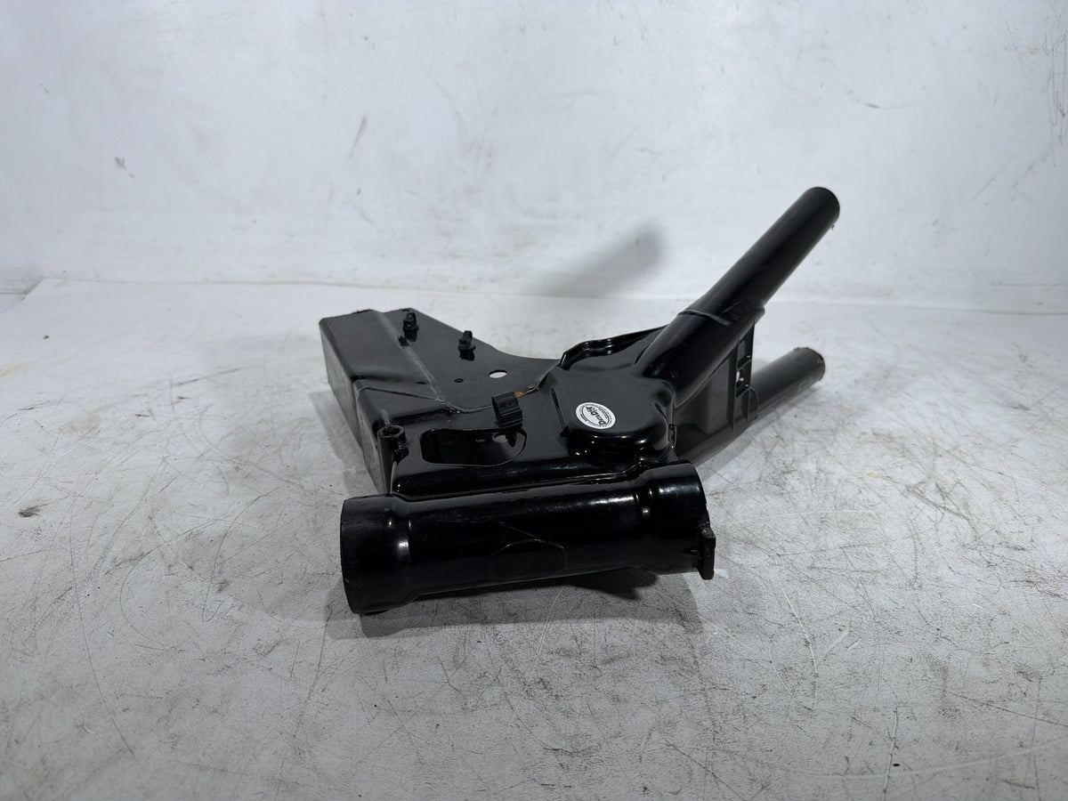 2017 Harley Dyna Street Bob FXDB OEM Upper Portion Main Frame Neck Cut Off SLVG