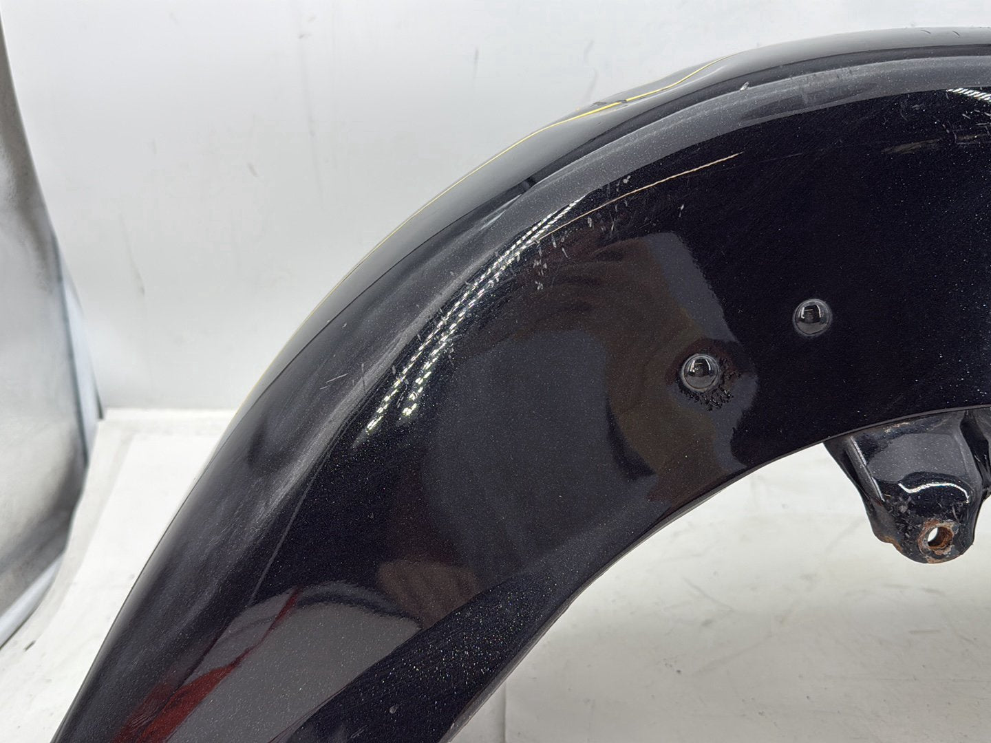 2005 Harley Road Glide Touring FLTRI OEM Front Wheel Fender Shell Panel BENT