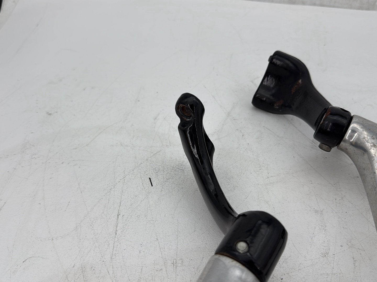 2009 Harley Sportster 883 Low XL883L OEM Left Right Foot Brake Control Pegs