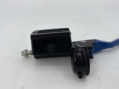 1993 Harley Sportster XLH883H Hugger 883 OEM Front Right Brake Lever Master Cylinder