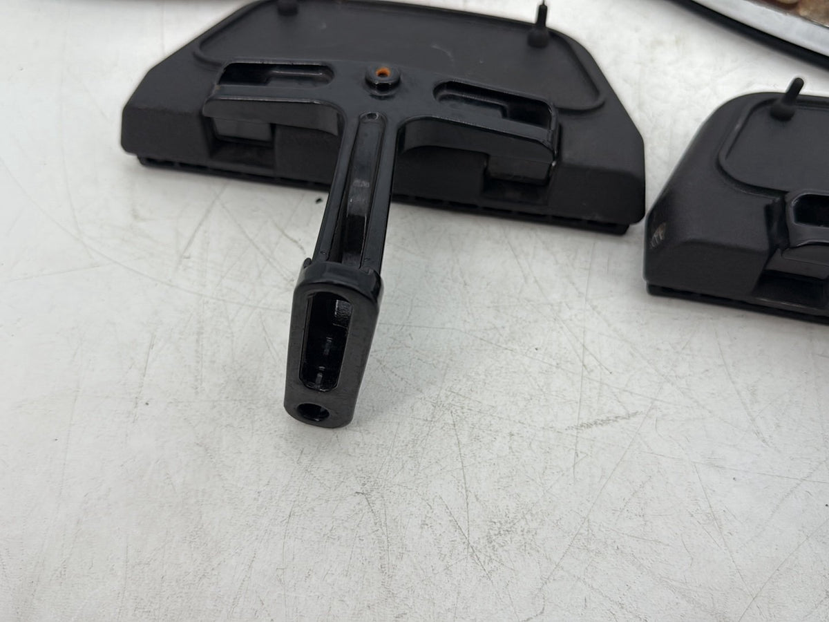 2007 Harley Touring Electra Ultra Left Right Driver & Pass Floorboard Foot Rest