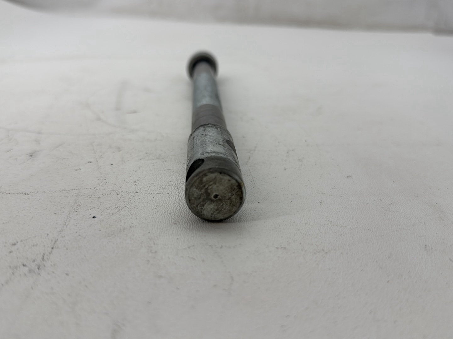 1991 Harley Heritage Softail Classic FLSTC OEM Front Wheel Axle Bolt Shaft