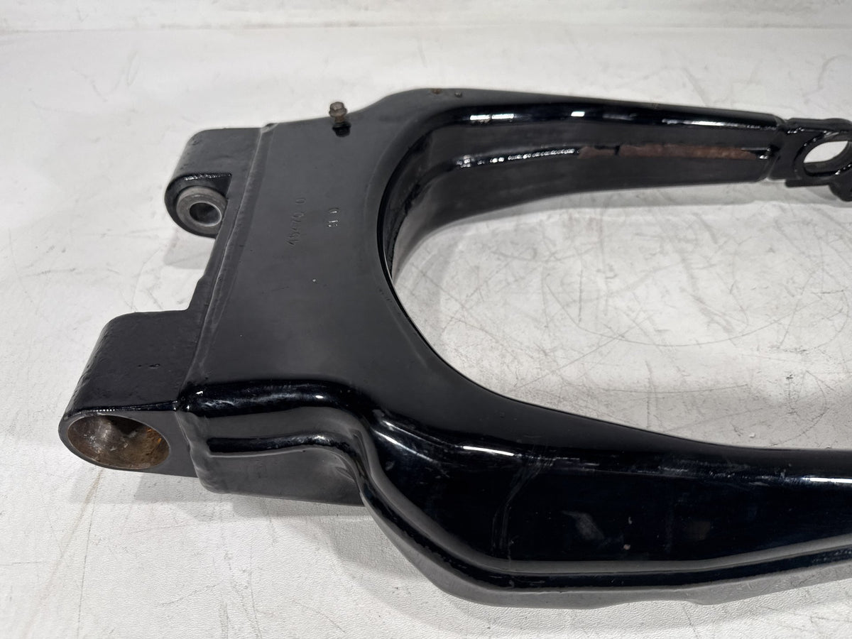 2011 Harley Street Glide Touring FLHX-103 OEM Rear Fork Swingarm Swing Arm