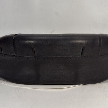 1999 - 2006 Harley-Davidson Touring Electra Glide Ultra Rear Passenger Backrest Cushion Pad  	52395-03