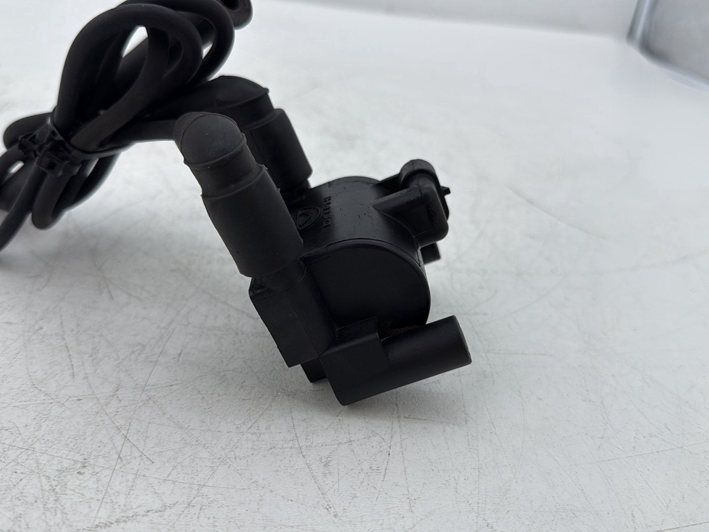 2014 Harley Street Glide Touring FLHXS OEM Ignition Coil Spark Igniter