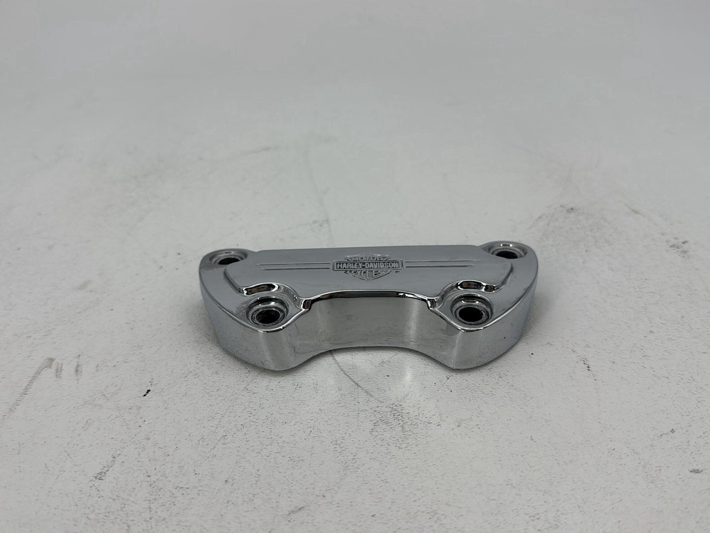 2004 Harley Softail FLSTC Heritage Classic OEM Front Handlebar Riser Top Clamp Chrome