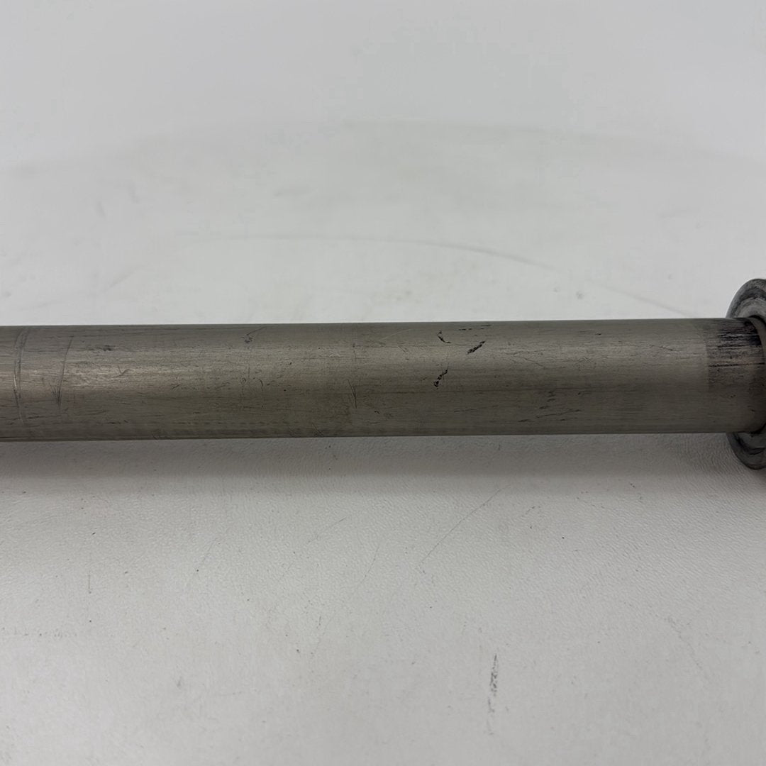 2007 - 2012 Harley-Davidson Dyna Super Glide Rear Wheel Axle Bolt Shaft  	41114-08
