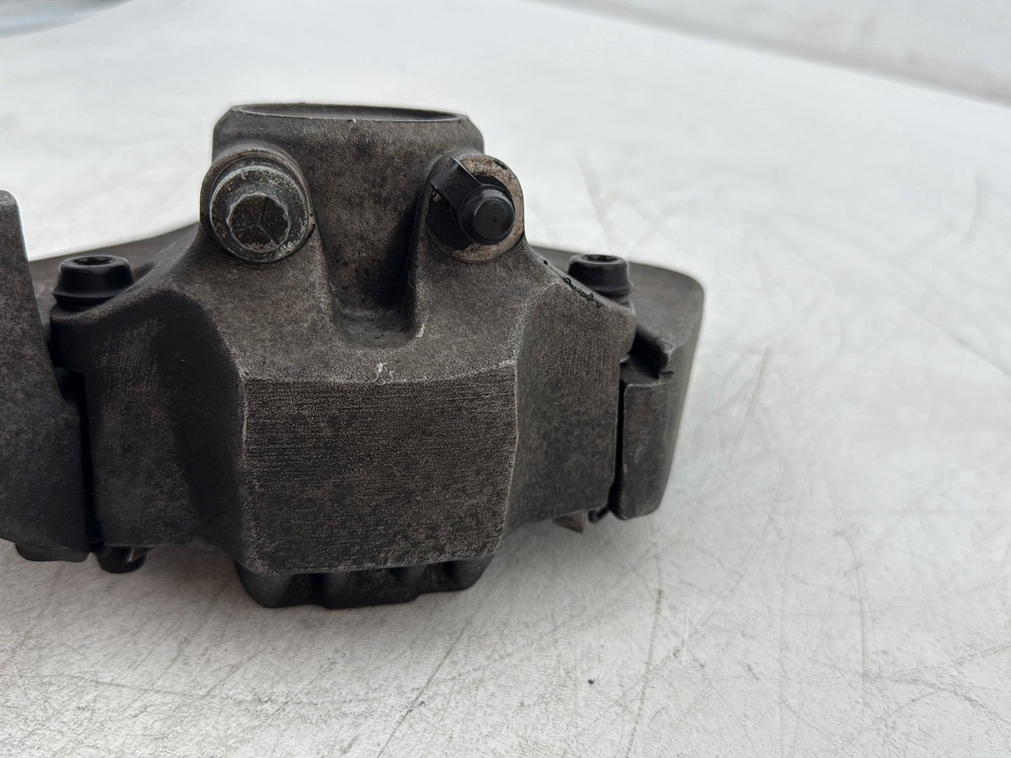 1995 Harley Road King Touring FLHR OEM Rear Back Brake Caliper w/ Bracket