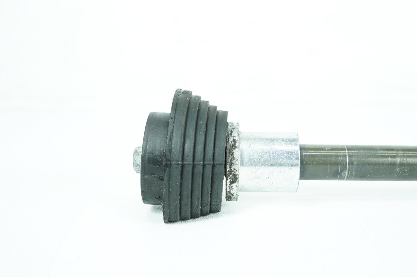 2008 - 2016 Harley-Davidson Touring Street Glide Rear Fork Swingarm Pivot Bolt Shaft 47540-11