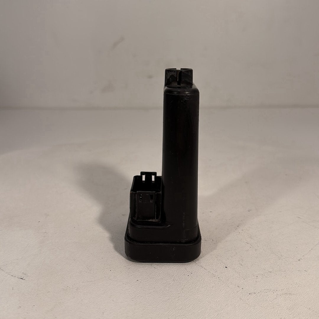 1999 - 2006 Harley-Davidson Touring Electra Glide Ultra Turn Signal Security Module TSSM 68922-00C