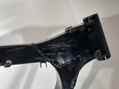 1999 - 2006 Harley-Davidson Touring Road King Police Body Main Frame Chassis CLN CLR 47900-01