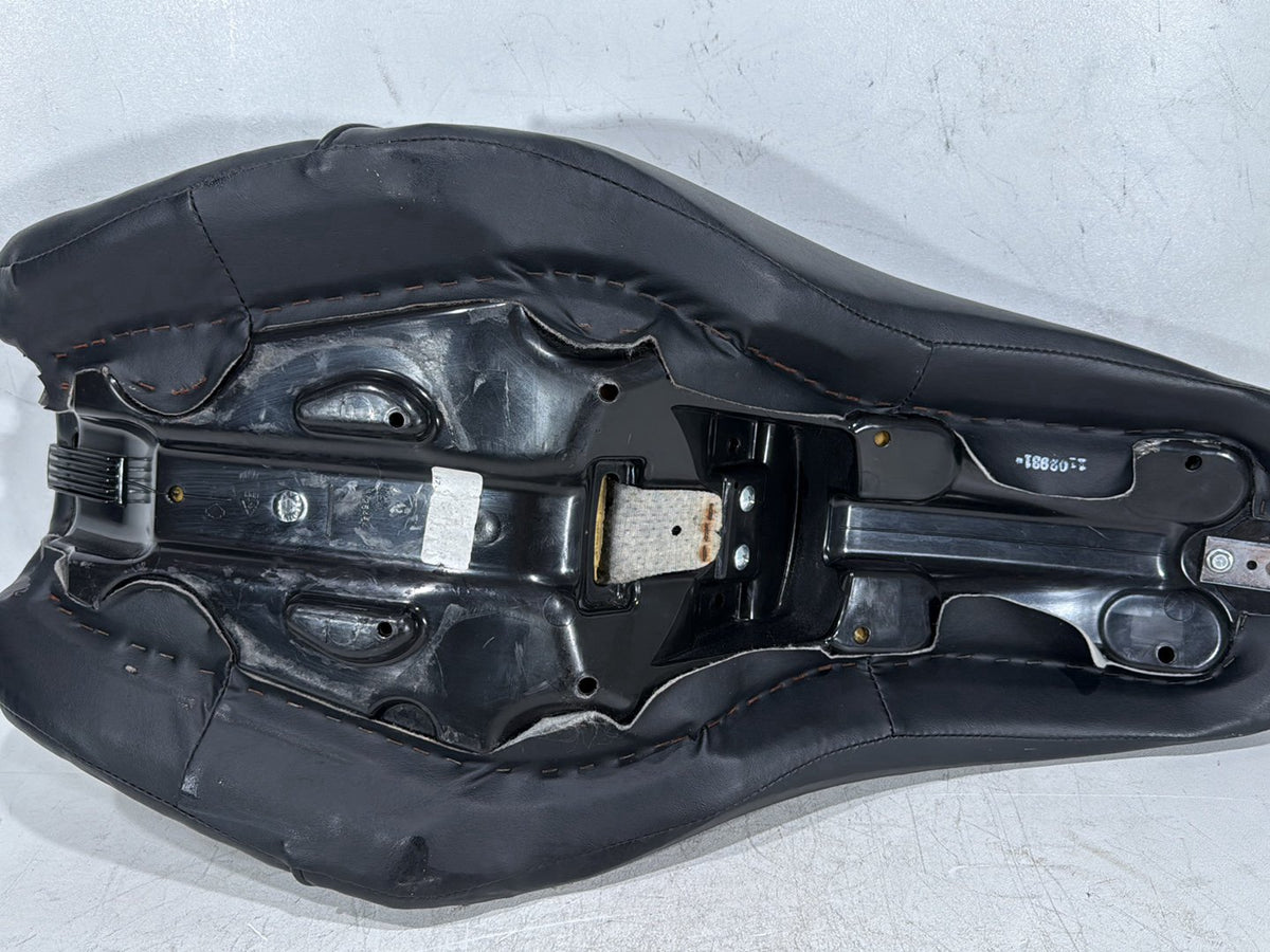 2014 Harley Dyna Low Rider FXDL OEM Passenger Rider Driver Seat Saddle