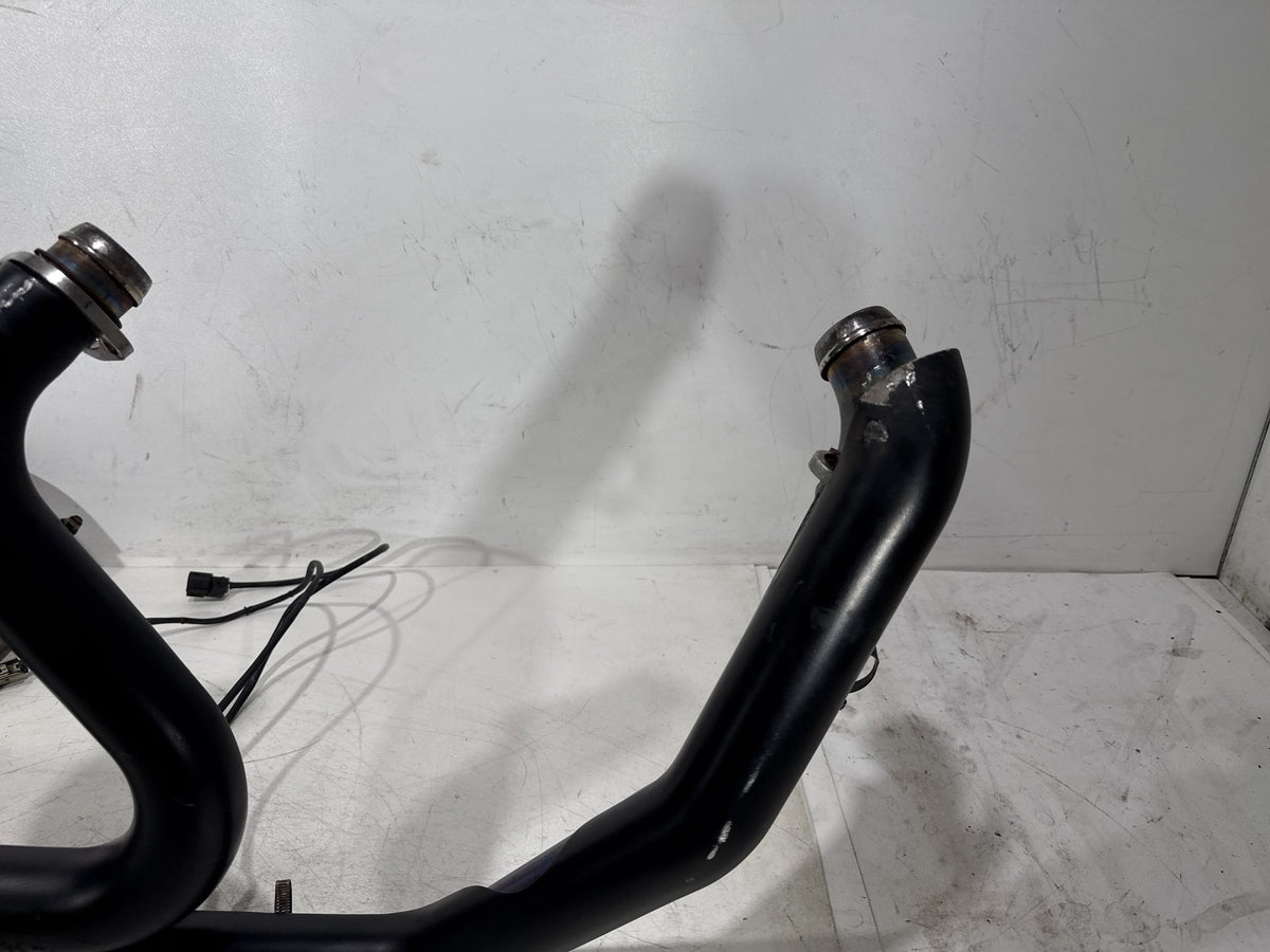 2013 Harley Street Glide Touring FLHX OEM Exhaust Header Pipes Muffler
