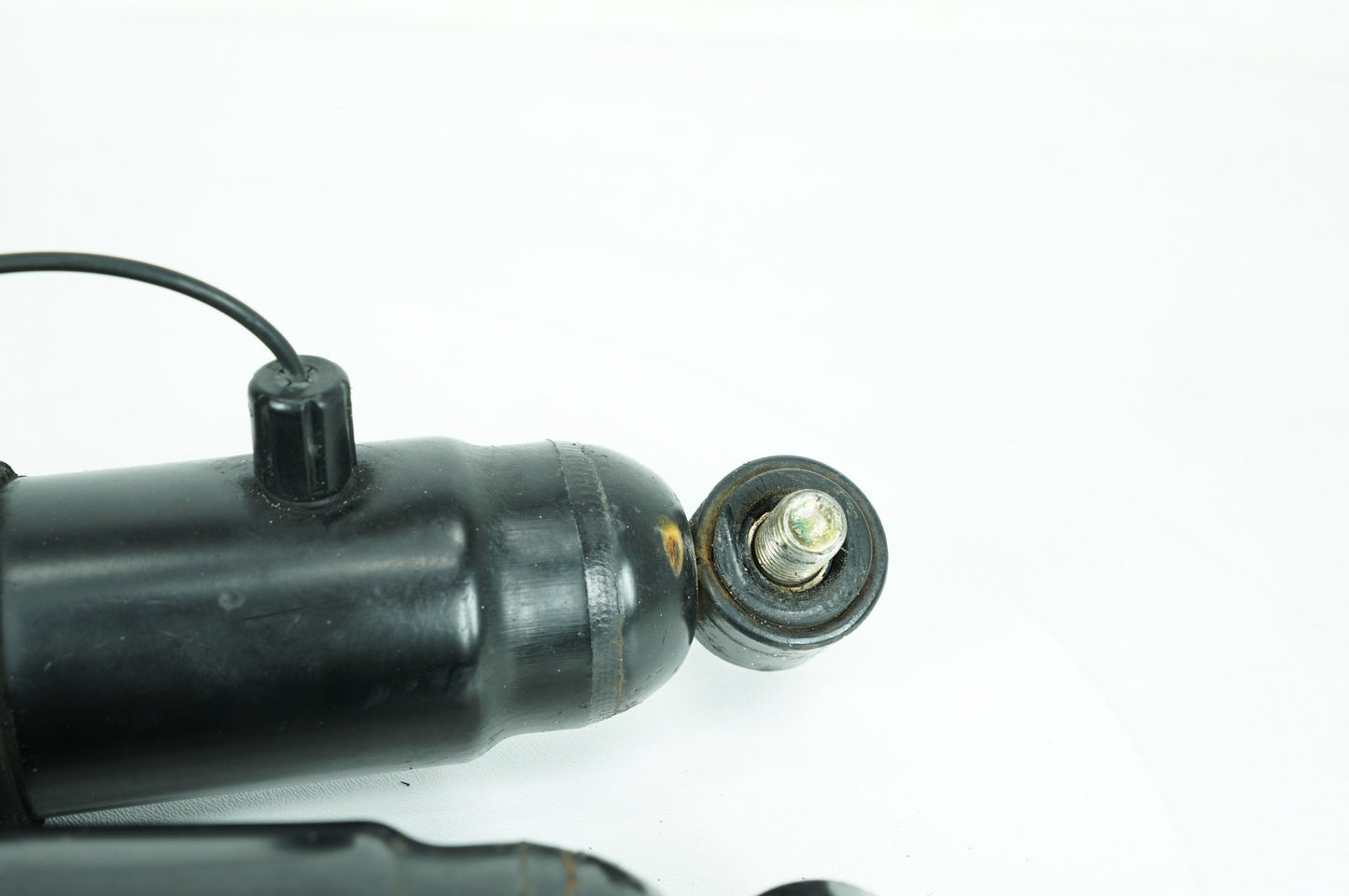 2008 - 2016 Harley-Davidson Touring Street Glide Rear Left Right Shock Absorbers 48785
