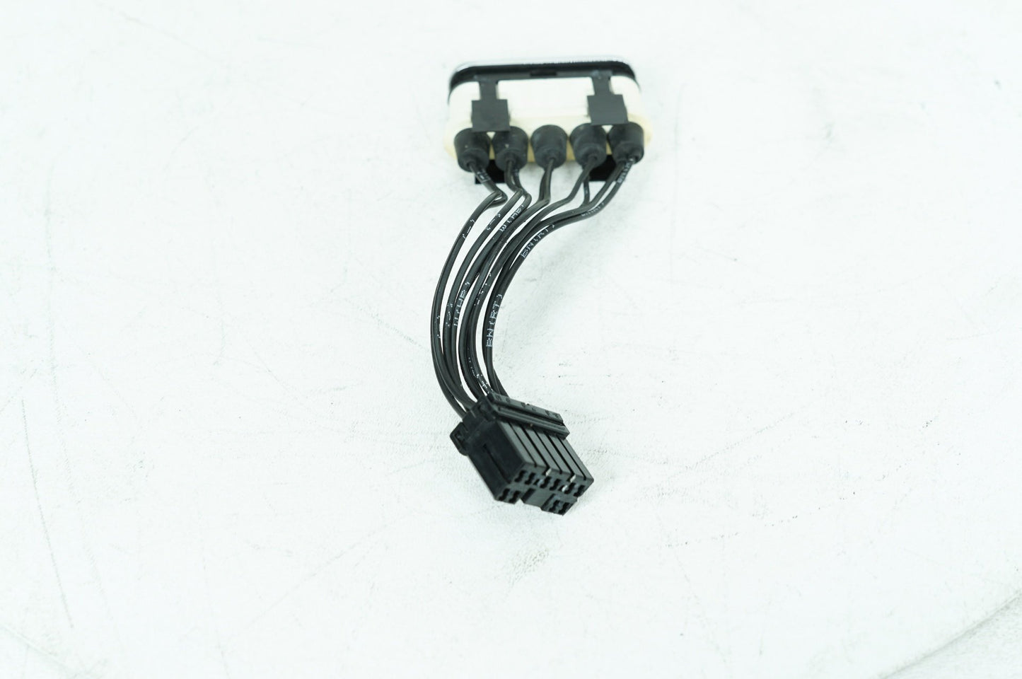 2003 Harley Touring FLHTCUI Electra Glide Ultra OEM Dash Indicator Lamp Wire Plug 68789-96A