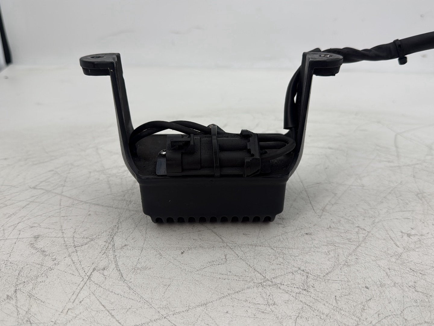 2004 Harley Touring FLHT Electra Glide OEM Voltage Regulator Rectifier