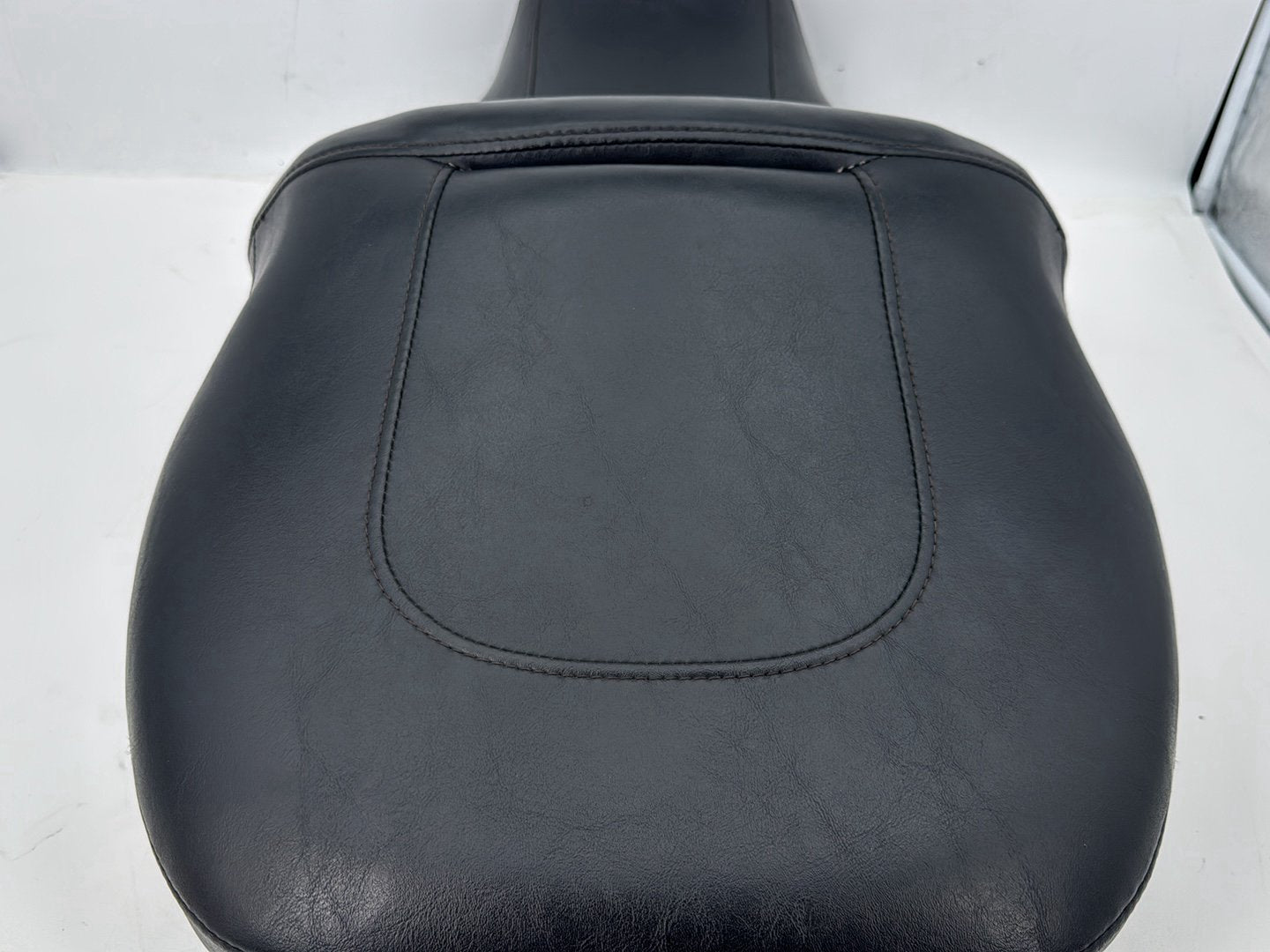 2007 - 2016 Harley-Davidson Touring Electra Glide Ultra Passenger Rider Driver Seat Saddle 52164-09B