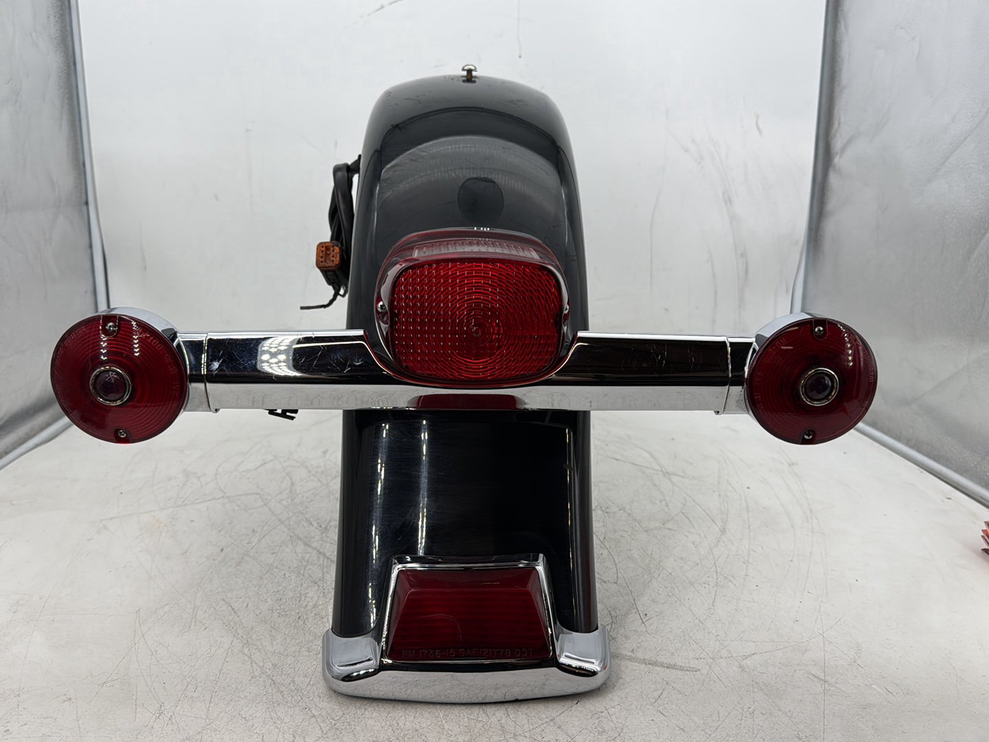 1995 Harley Road King Touring FLHR OEM Rear Wheel Fender & Turn Signals Bar