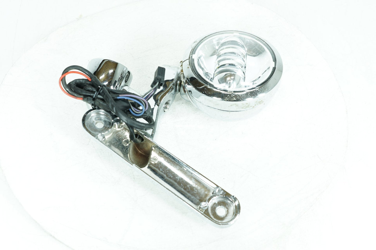 2007 - 2012 Harley-Davidson Touring Street Glide Front Right 1 Turn Signal Indicator  	69279-06