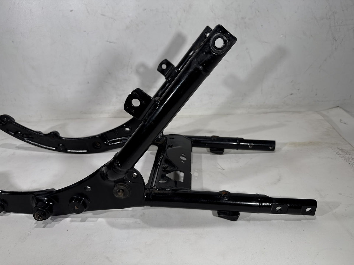 16 Harley Road Glide Touring FLTRXS OEM Rear Back Sub Frame Rail Bar 48079-09BHP