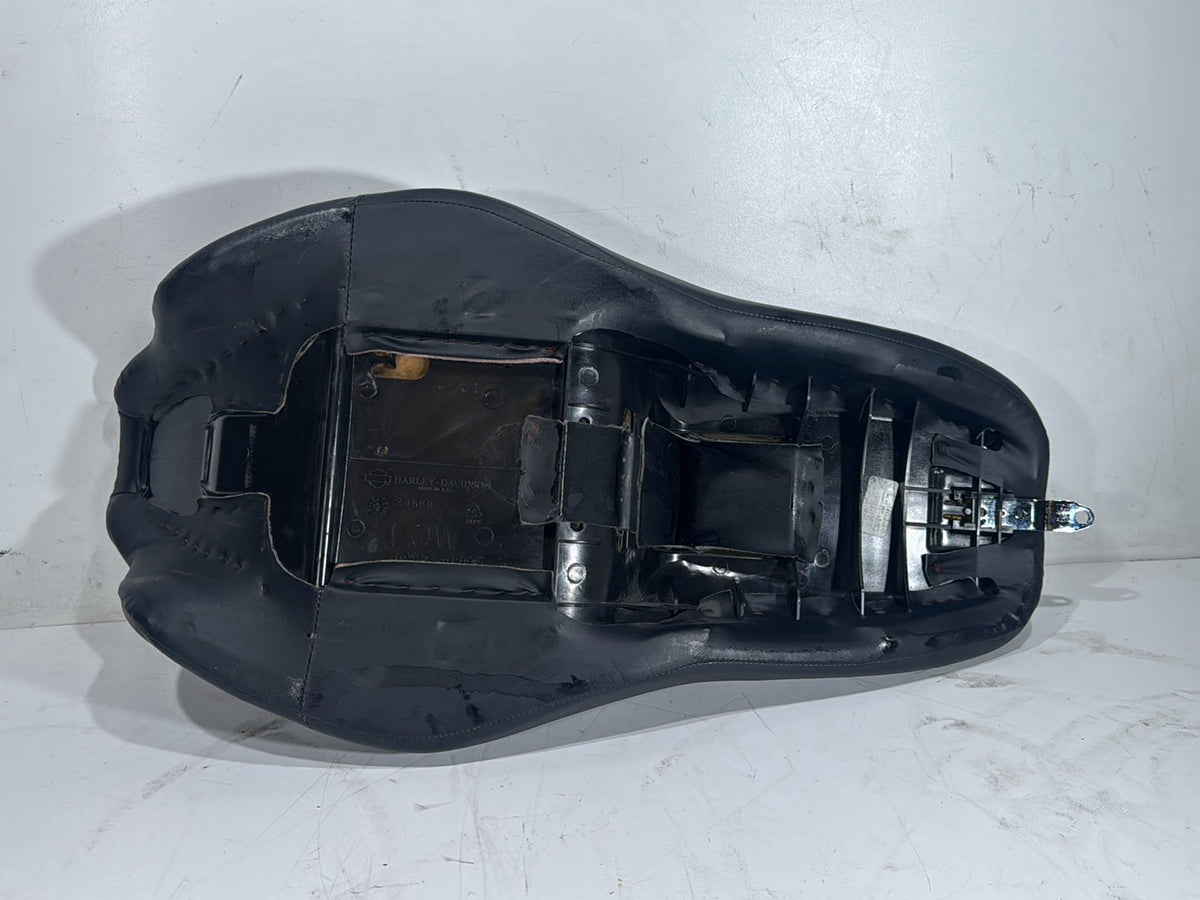 2014 Harley Street Glide Touring FLHXS OEM Passenger Rider Driver Seat Saddle
