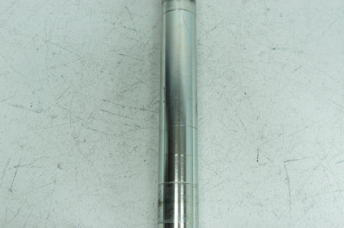 2005 Harley Touring FLHTCI Electra Ultra Classic OEM Front Wheel Axle Bolt Shaft
