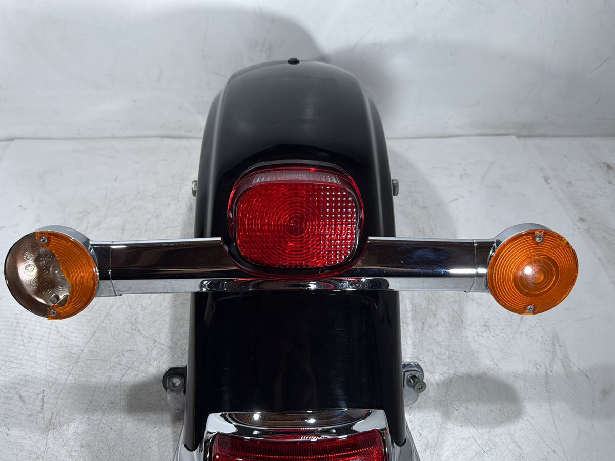 2010 Harley Electra Glide Touring Ultra OEM Rear Wheel Fender & Turn Signals Bar
