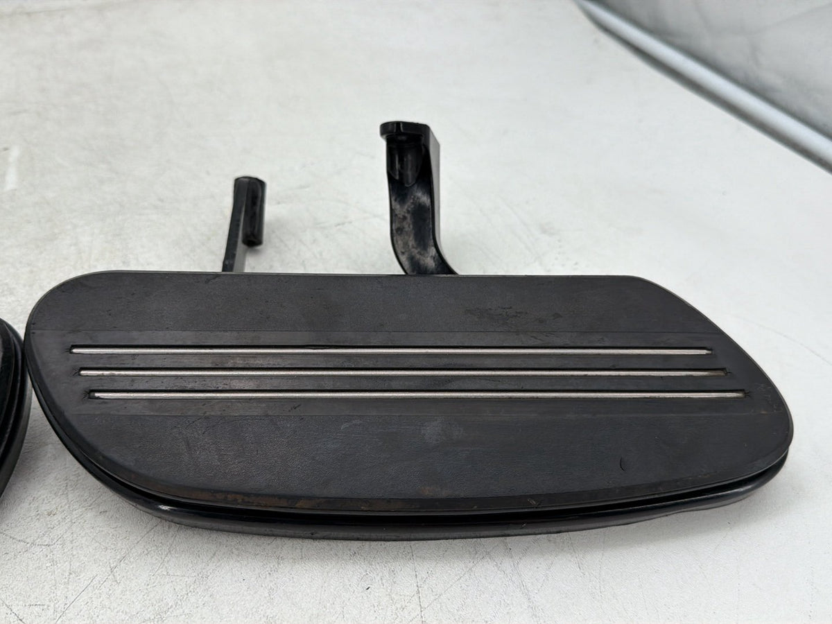 2018 Harley Road Glide Touring FLTRXS OEM Left Right Driver Floorboard Foot Rest