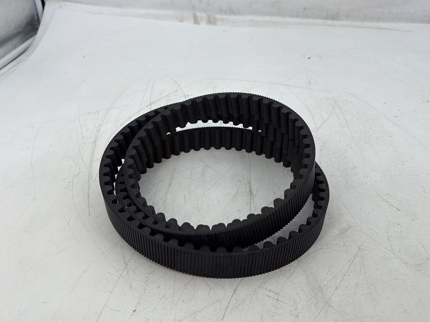 2005 Harley Heritage Softail Classic FLSTCI OEM Rear Drive Belt 135T 1-1/8"