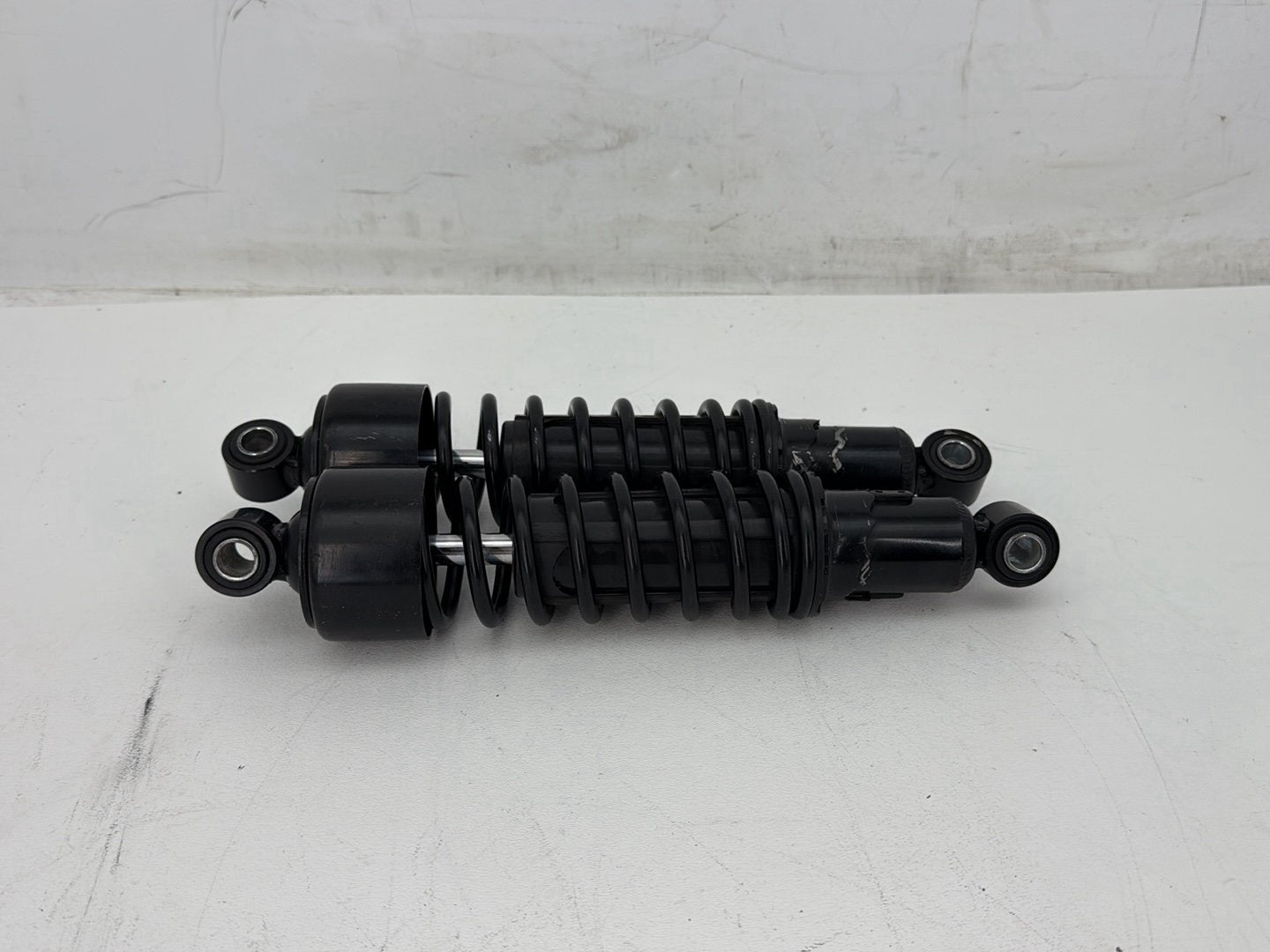 2007 Harley Street Glide Touring FLHX OEM Rear Left Right Shock Absorbers