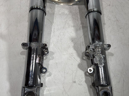 2006 Harley Touring FLHTCI Electra Glide Classic OEM Front Triple Tree Set & LH RH Fork Legs Sliders
