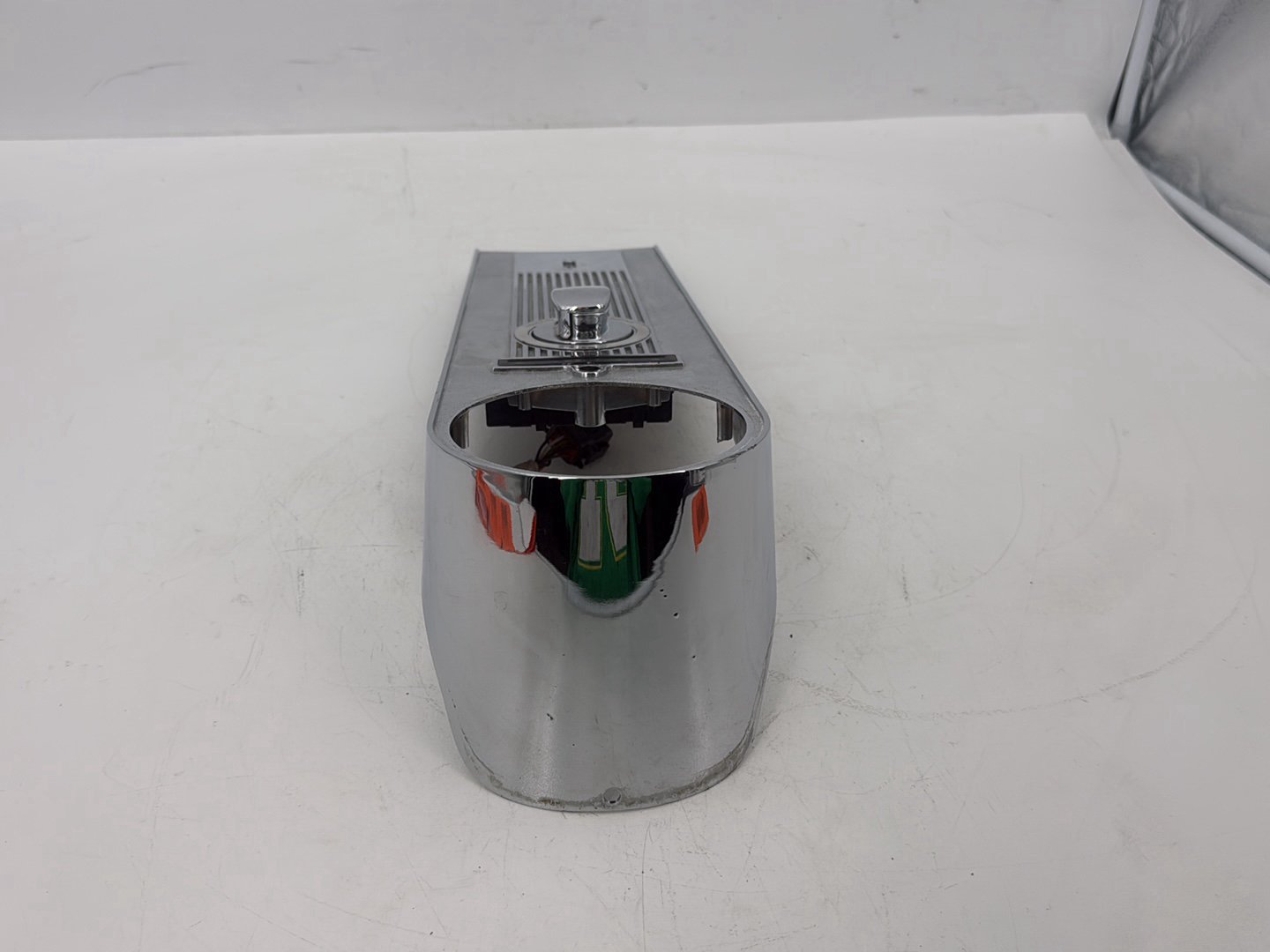 2005 Harley Touring FLHRCI Road King Classic OEM Fuel Gas Tank Dash Console NOKey