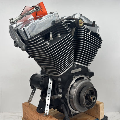 2007 - 2012 Harley-Davidson Touring Electra Glide Ultra EFI Twin Cam 96 Engine Motor 19261-08
