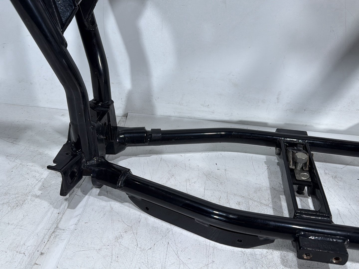 2007 Harley Dyna Street Bob FXDBI OEM Body Main Frame Chassis SLVG