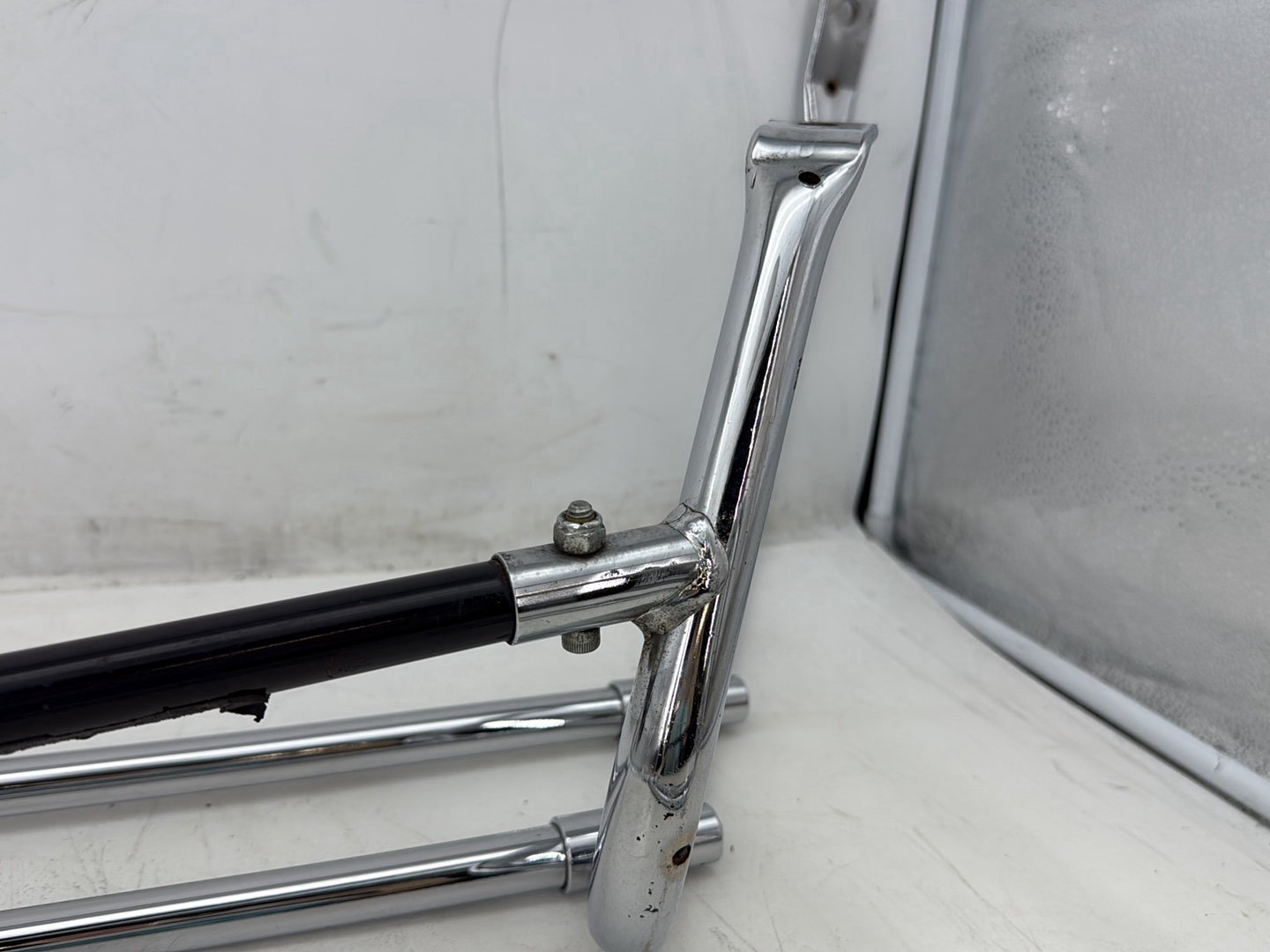 1998 Harley Touring FLHTCUI Electra Glide Ultra OEM Rear Left Right Saddlebag Guard Rails Bar