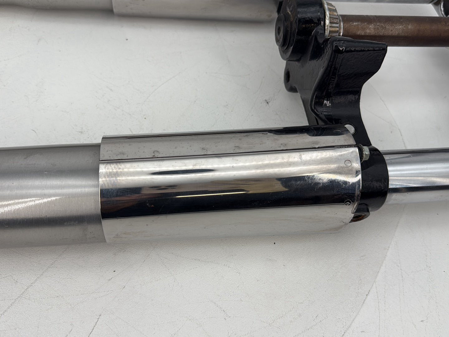 1999 - 2006 Harley-Davidson Softail Heritage Front Triple Tree Set & LH RH Fork Legs Sliders 45605-00 ,  45930-00