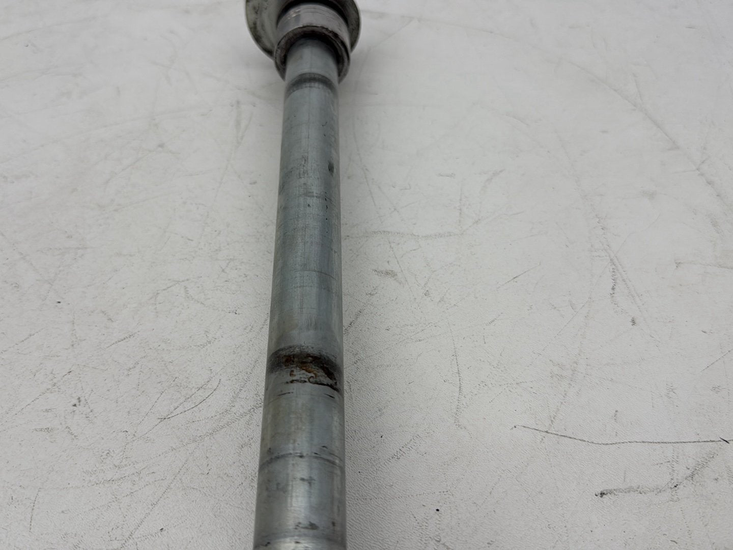 2007 - 2012 Harley-Davidson Touring Electra Glide Ultra Rear Wheel Axle Bolt Shaft 	41056-08