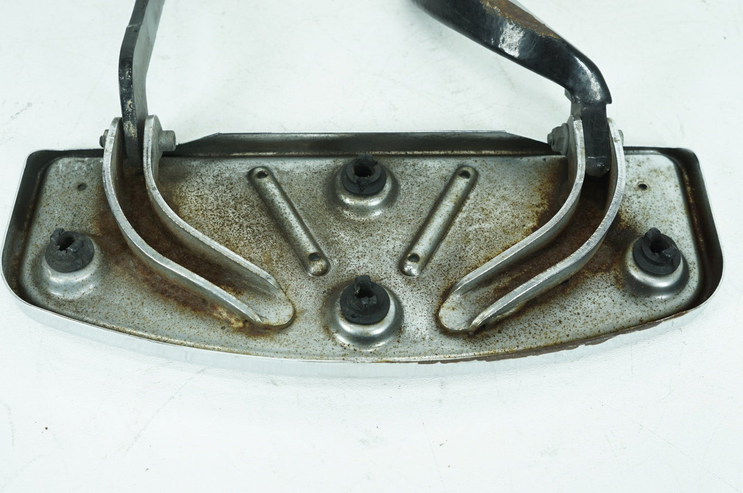 1999 - 2006 Harley-Davidson Touring Road King Police Right Driver 1 Floorboard Foot Rest 50621-79A