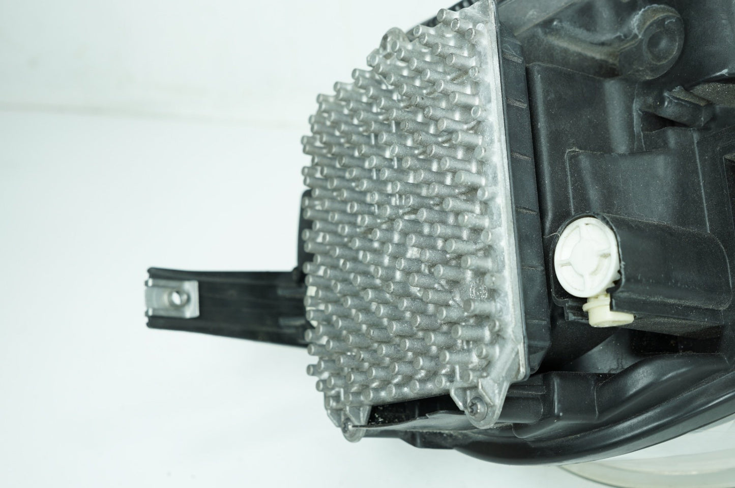 Harley-Davidson Misc  Left Headlight 63117383209