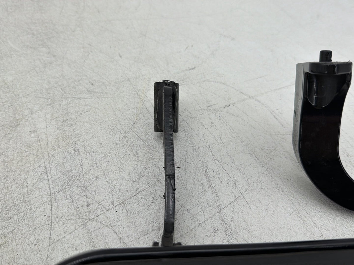 2018 Harley Road Glide Touring FLTRXS OEM Left Right Driver Floorboard Foot Rest