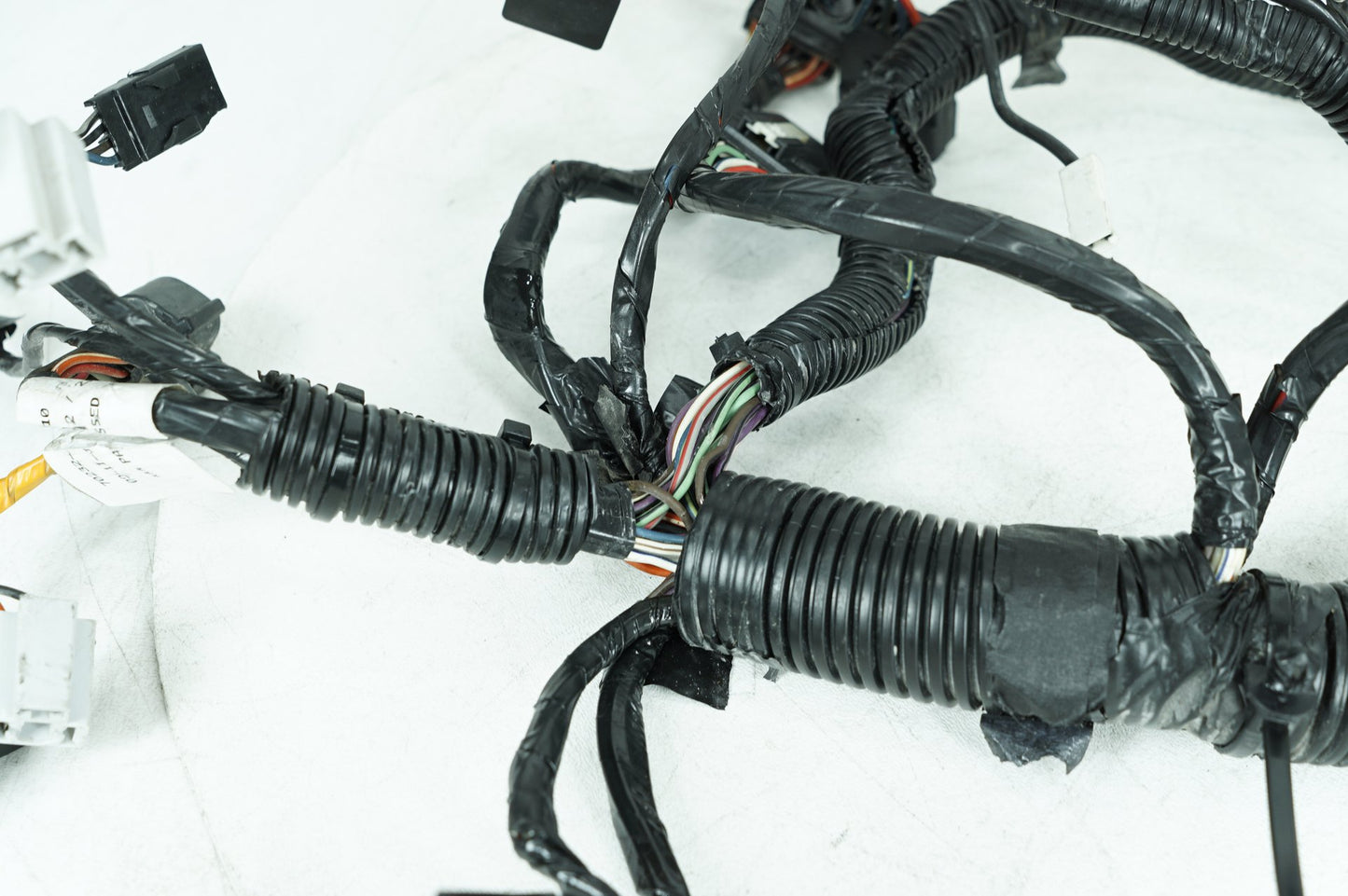2008 - 2016 Harley-Davidson Touring Electra Glide Classic Front Sub Wiring Harness Loom Interconnect  	70232-10