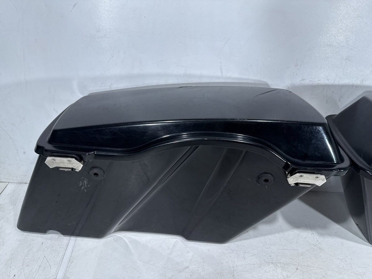 2013 Harley Street Glide Touring FLHX OEM Left Right Saddlebags Luggage NOKey