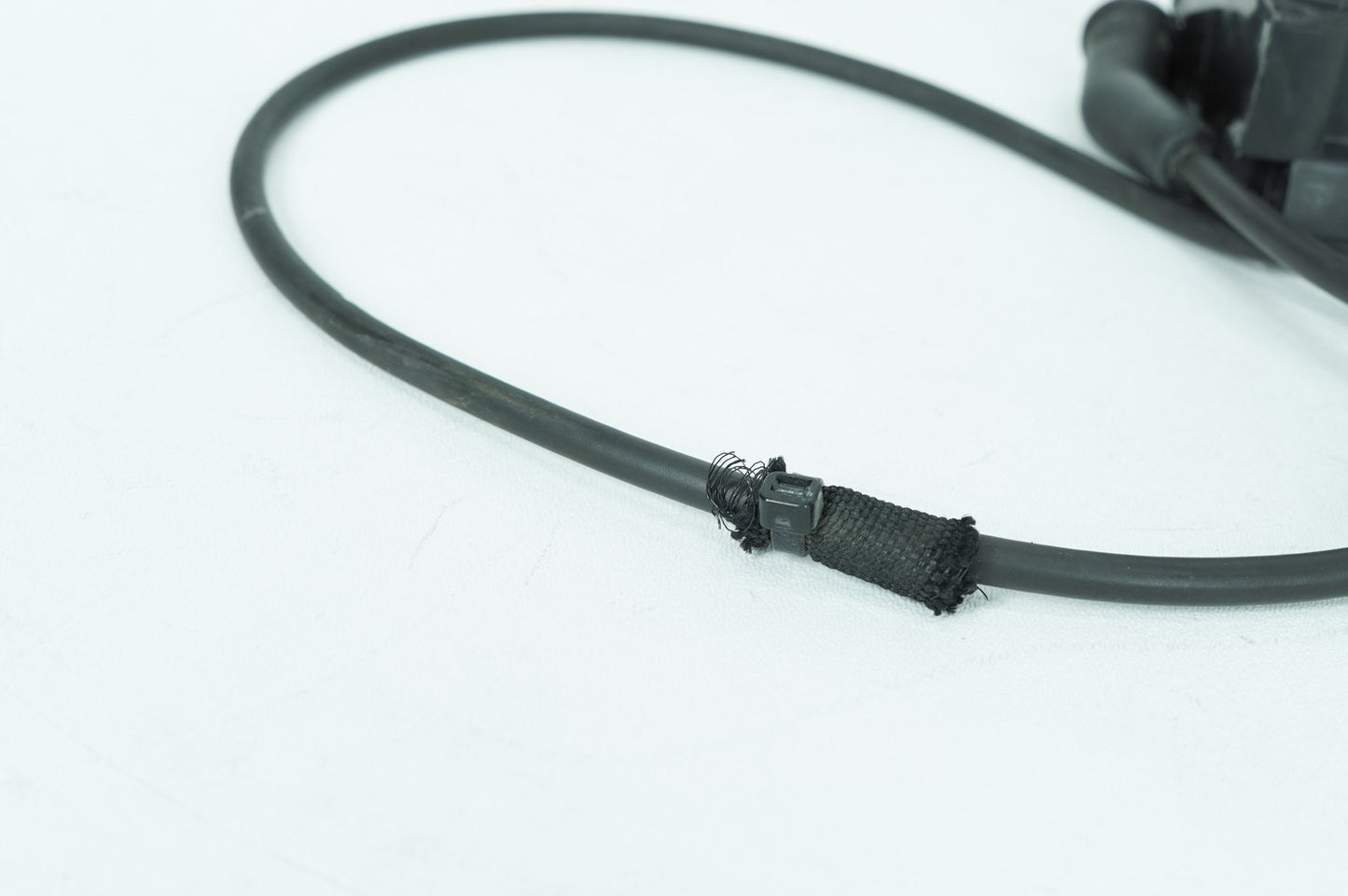 2007 - 2012 Harley-Davidson Touring Road Glide Ignition Coil Spark Plugs Cable 31696-07A