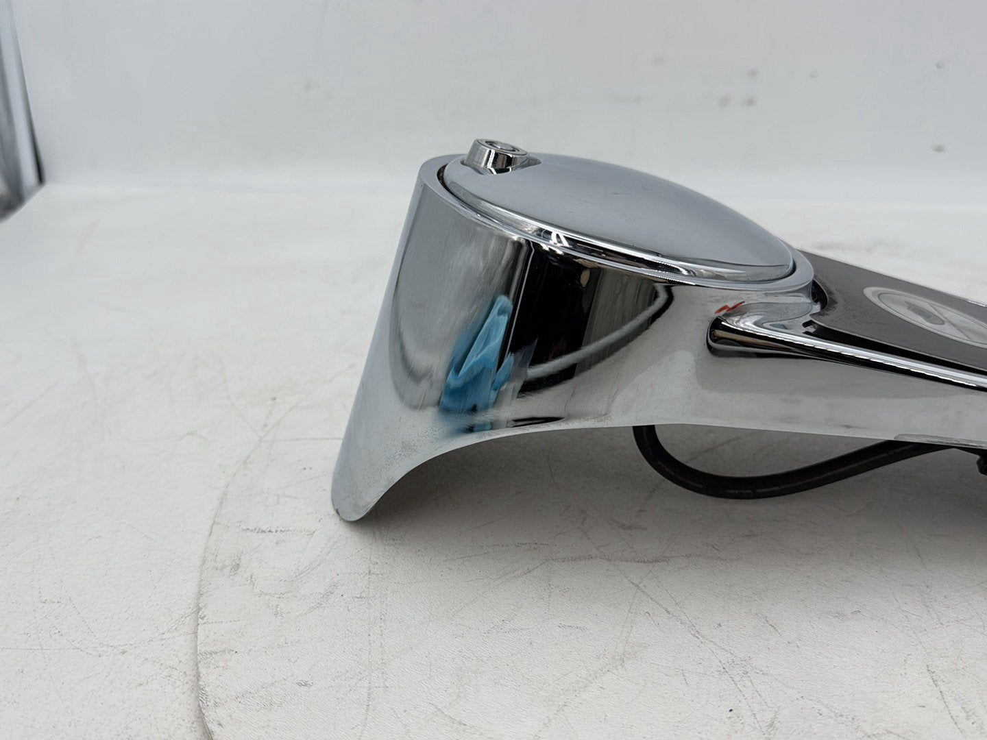 1999 - 2006 Harley-Davidson Touring Electra Glide Fuel Gas Tank Dash Console NOKey 61270-98A