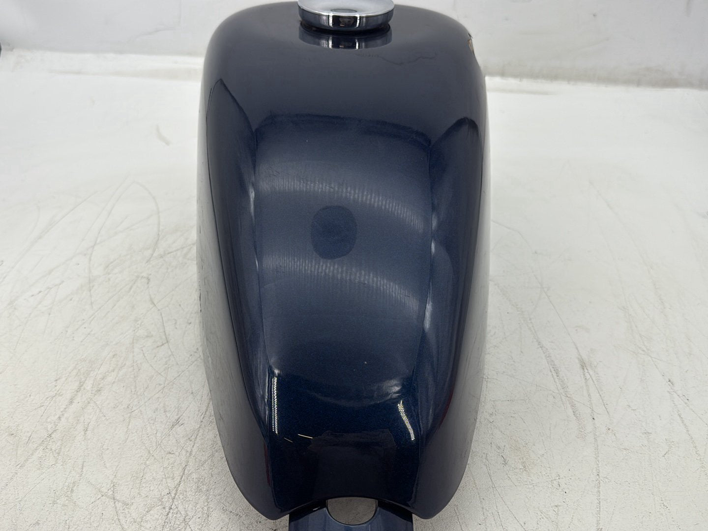 2013 Harley Forty-Eight Sportster 1200X OEM Fuel Gas Tank Gasoline Reservoir