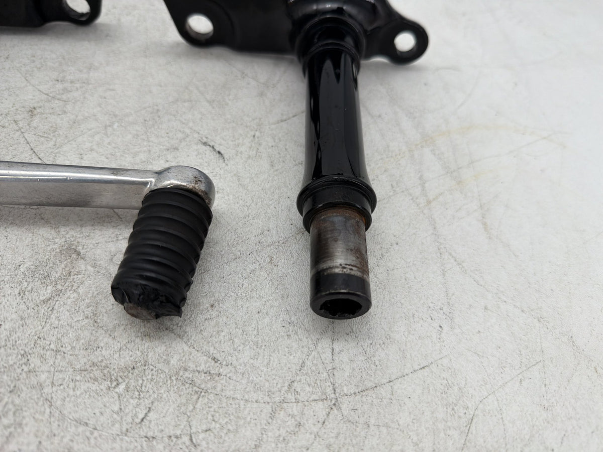 00 Harley Sportster 1200 Custom XL1200C Left & Right Driver Step Foot Rest Pegs