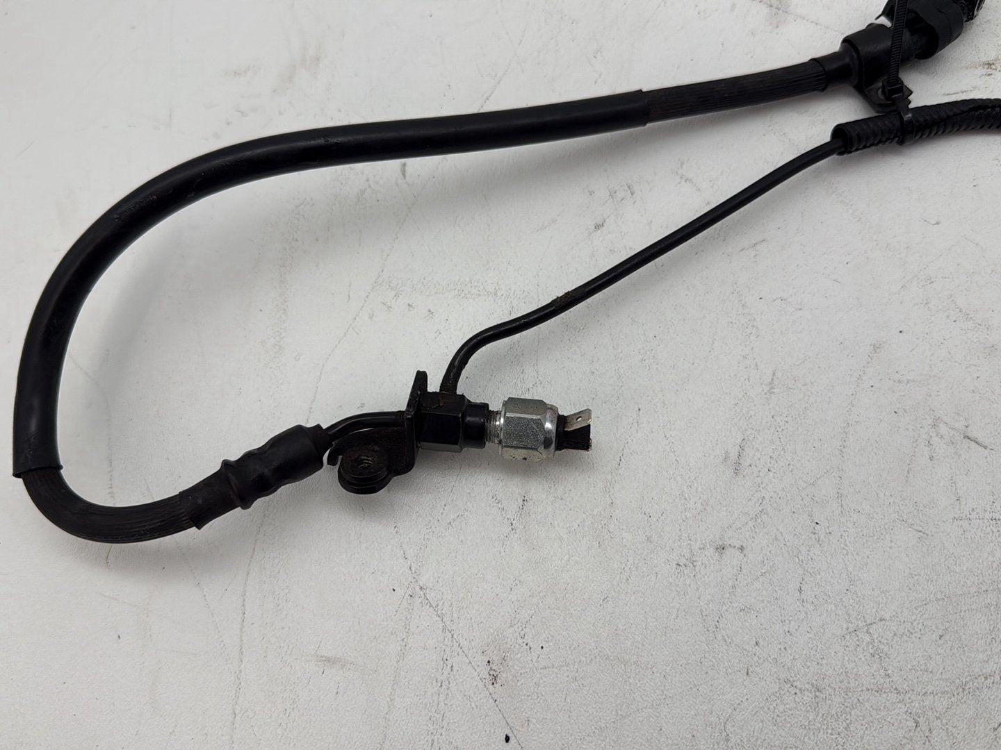 2006 Harley Touring FLHTCI Electra Glide Classic OEM Rear Brake Hose Line Pipe